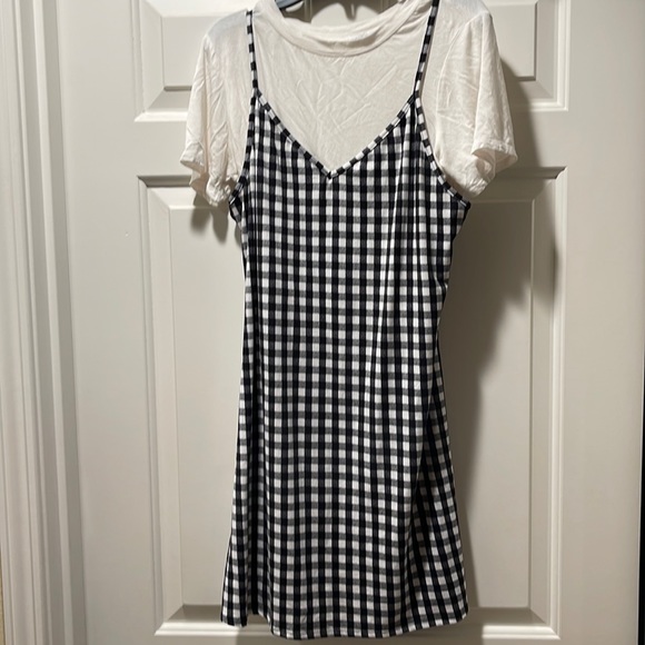 Women’s Checkered Dress - Picture 1 of 4
